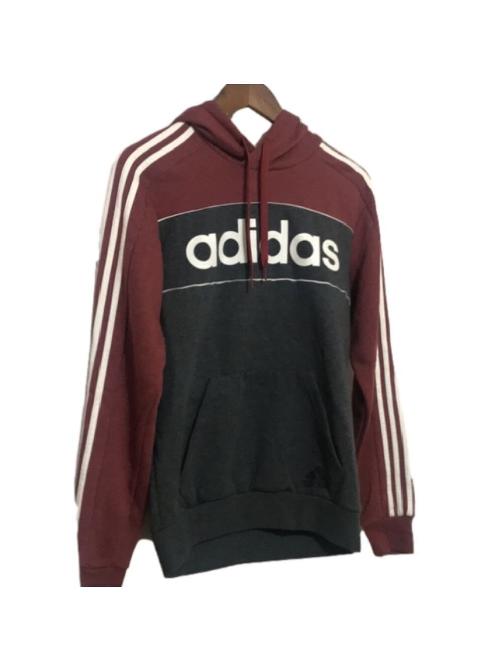 MEN’S SMALL ADIDAS HOODED SWEATSHIRT SIZE